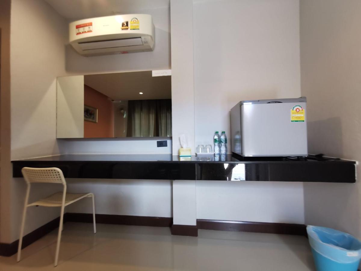 Smile Resort Sriracha ศรีราชา ภายนอก รูปภาพ