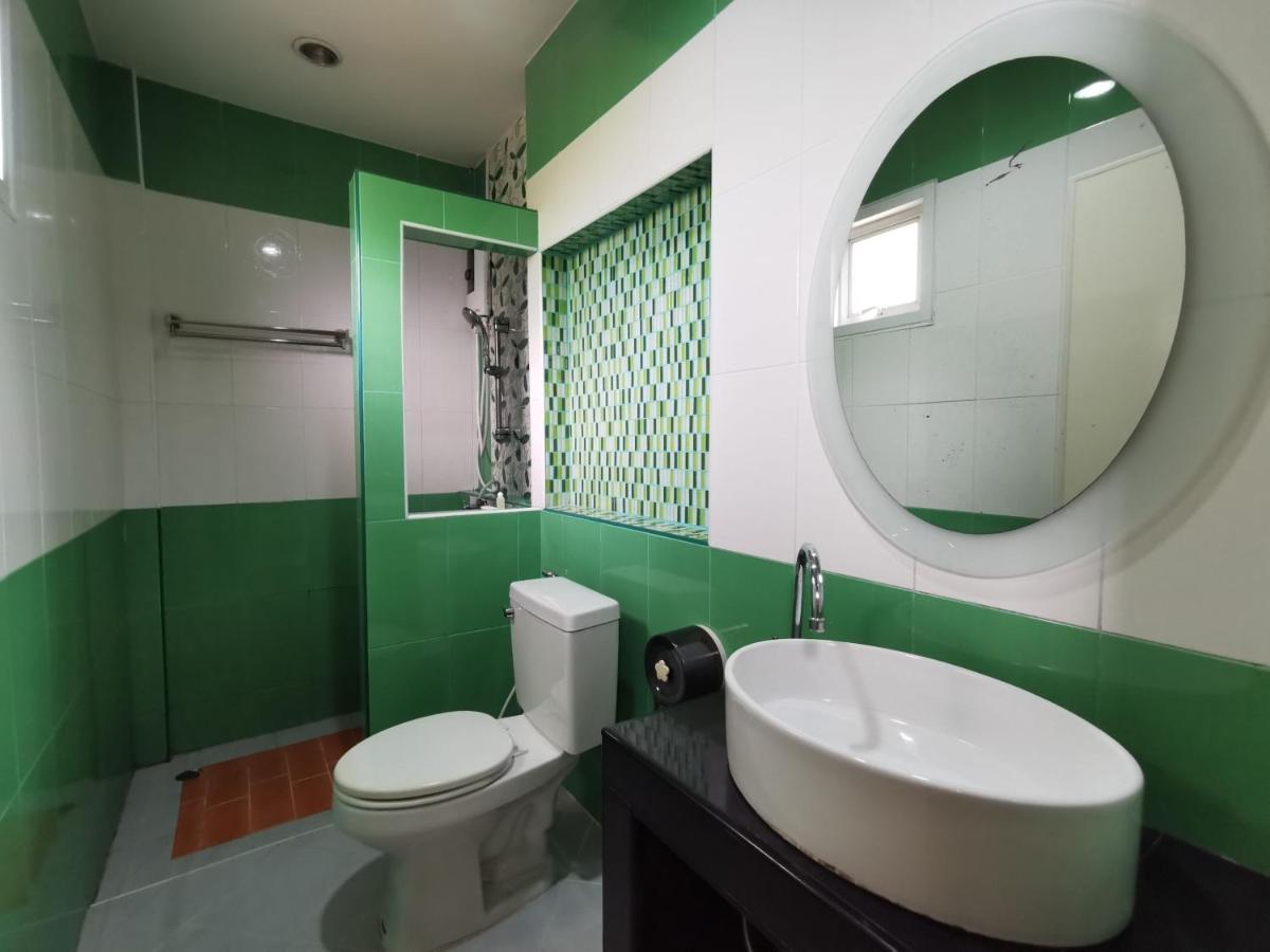 Smile Resort Sriracha ศรีราชา ภายนอก รูปภาพ